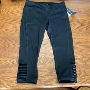 Brand New/With Tags Ideology crop legging-black